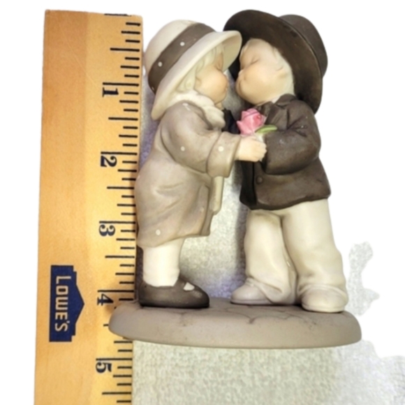 •𝘼 𝙍𝙊𝙎𝙀 𝙁𝙊𝙍 𝘼 𝙆𝙄𝙎𝙎💋•  •𝙃𝙊𝙒 𝘾𝘼𝙉 𝙄 𝙈𝙄𝙎𝙎...• - Picture 12 of 16